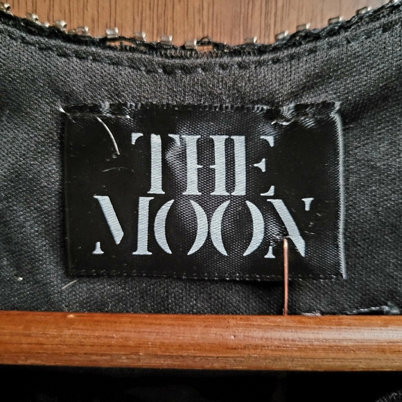 NWT Sparkly Flapper Dress in Black w/ Blue, White, and Gold Sequins & Fringe Hem - Picture 4 of 6